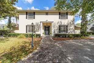 905 SE 12th St, Ocala, FL 34471 - Photo 1