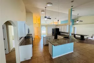 13797 SW 109th Ln, Dunnellon, FL 34432 - Photo 4