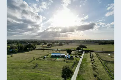 12895 NW Gainesville Road, Reddick, FL 32686 - Photo 2