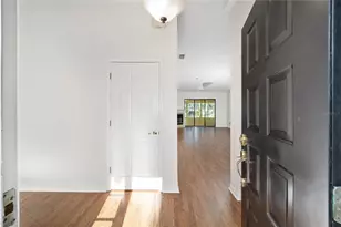 1906 SE Clatter Bridge Rd, Ocala, FL 34471 - Photo 4