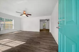 945 NE 20th St, Ocala, FL 34470 - Photo 2