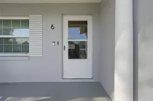 6 Oak Hollow Dr, Beverly Hills, FL 34465 - Photo 4