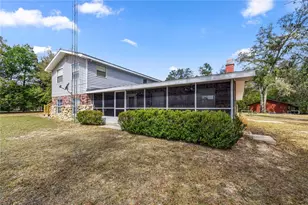 17645 NE 61st Street Rd, Silver Springs, FL 34488 - Photo 4