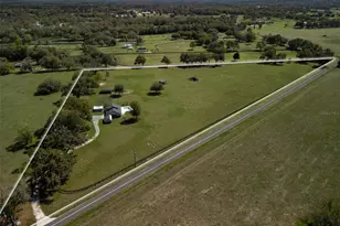 15157 NW 112th Place Rd, Morriston, FL 32668 - Photo 2