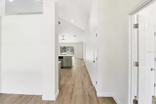 13418 Cormorant Rd, Weeki Wachee, FL 34614 - Photo 8