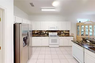 13126 SE 93rd Terrace Rd, Summerfield, FL 34491 - Photo 14