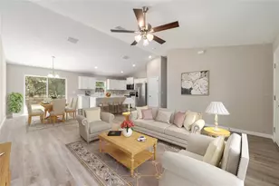 8 Oak Trail Pl, Ocala, FL 34472 - Photo 4