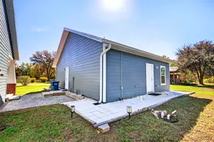 5864 NW State Road 45, Newberry, FL 32669 - Photo 32