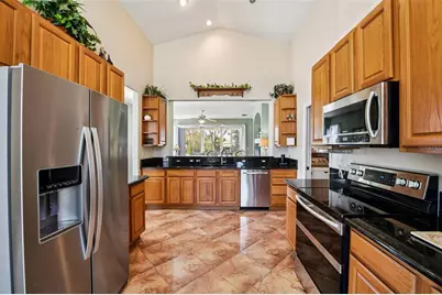 6105 Dory Way, Tavares, FL 32778 - Photo 18