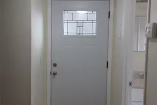 8216 Fairways Cir, Ocala, FL 34472 - Photo 2