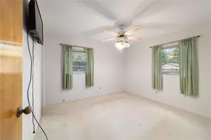 10496 SE Sunset Harbor Rd, Summerfield, FL 34491 - Photo 16