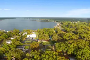 10496 SE Sunset Harbor Rd, Summerfield, FL 34491 - Photo 4