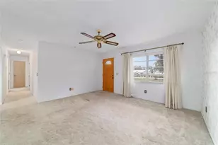 10496 SE Sunset Harbor Rd, Summerfield, FL 34491 - Photo 6