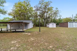 10496 SE Sunset Harbor Rd, Summerfield, FL 34491 - Photo 2