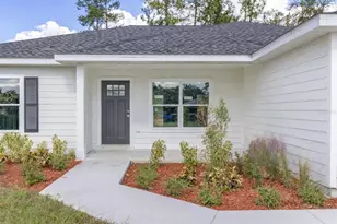 10 Locust Loop Cir, Ocala, FL 34472 - Photo 2