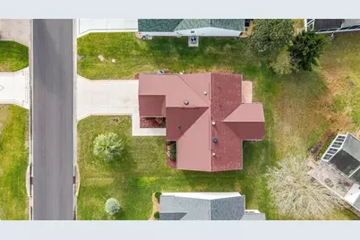 2604 Privada Drive, The Villages, FL 32162 - Photo 30