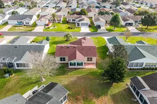 2604 Privada Dr, The Villages, FL 32162 - Photo 32