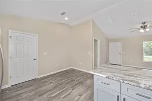 21 Fisher Pl, Ocklawaha, FL 32179 - Photo 16