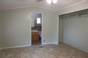 18640 SE 22nd Ln, Silver Springs, FL 34488 - Photo 24