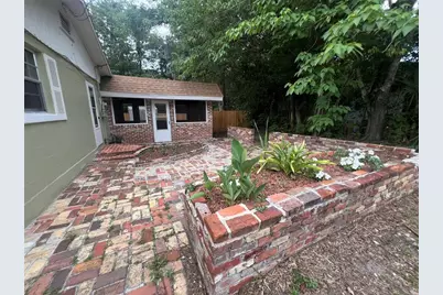 1204 NE 32nd Place, Ocala, FL 34479 - Photo 2