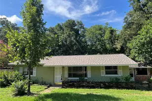 1204 NE 32nd Pl, Ocala, FL 34479 - Photo 1