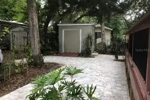 25203 NE 141st Ln, Salt Springs, FL 32134 - Photo 2