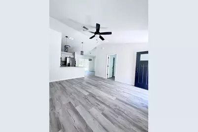 23711 SW Rainbow Lakes Boulevard, Dunnellon, FL 34431 - Photo 2