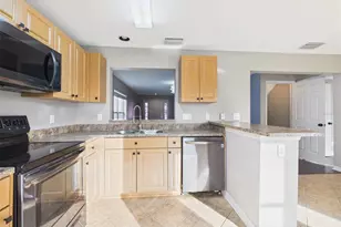 8361 Silverbell Loop, Brooksville, FL 34613 - Photo 10