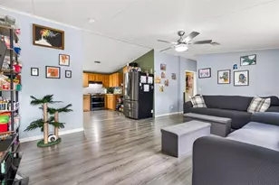 16820 SE 165th Ave, Weirsdale, FL 32195 - Photo 4