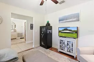 1040 SE 162nd Pl, Summerfield, FL 34491 - Photo 4