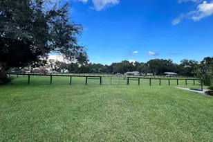 1040 SE 162nd Pl, Summerfield, FL 34491 - Photo 34