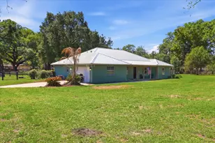 1040 SE 162nd Pl, Summerfield, FL 34491 - Photo 32