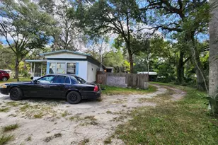 16930 SE 1st Ln, Silver Springs, FL 34488 - Photo 8