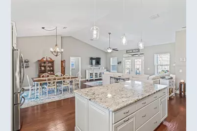 1410 Meadow View Way, Lady Lake, FL 32159 - Photo 18