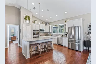 1410 Meadow View Way, Lady Lake, FL 32159 - Photo 12