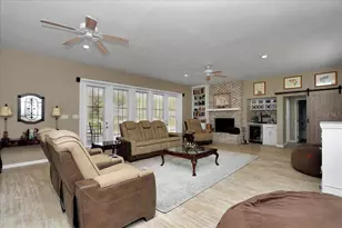 405 Lake Shore Dr, Leesburg, FL 34748 - Photo 22