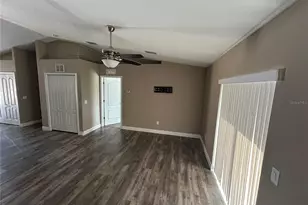 9208 N Travis Dr, Citrus Springs, FL 34434 - Photo 4