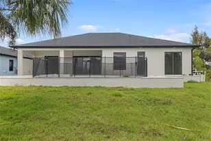 15037 Alsask Cir, Port Charlotte, FL 33981 - Photo 4