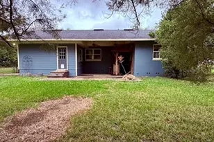 215 NW 8th St, Williston, FL 32696 - Photo 12