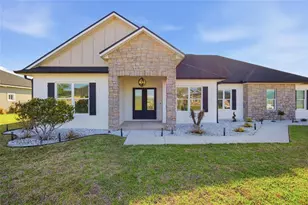 9665 SE 61st Terrace, Belleview, FL 34420 - Photo 1