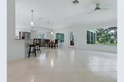 17037 SE 76th Creekside Circle, The Villages, FL 32162 - Photo 8