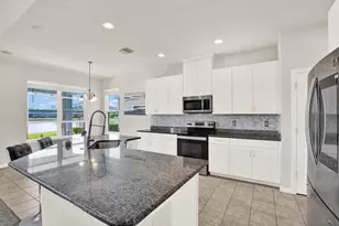 9058 Spruce Creek Cir, Riverview, FL 33578 - Photo 8