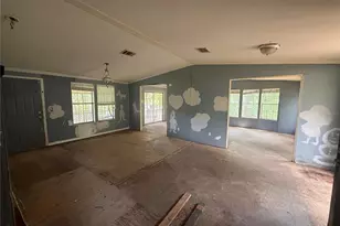 5756 NE 165th Terrace Rd, Silver Springs, FL 34488 - Photo 18
