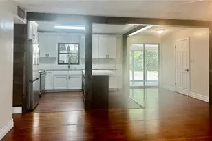 410 NE 15th Ct, Ocala, FL 34470 - Photo 6