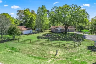 1 Bahia Ln, Ocala, FL 34472 - Photo 4