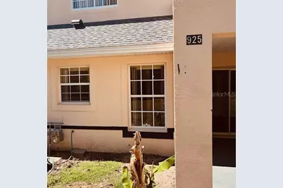 925 N Rembrandt Way #104, Inverness, FL 34453 - Photo 4