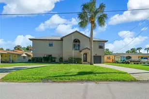 2050 NW 18th St, Crystal River, FL 34428 - Photo 1