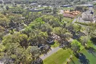 411 NE 26th Ct, Ocala, FL 34470 - Photo 2