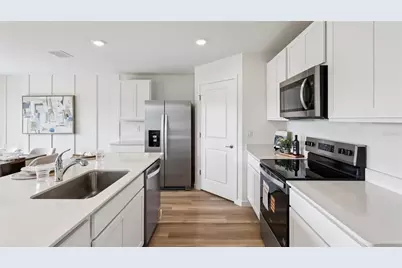 11062 NW 167th Terrace, Alachua, FL 32615 - Photo 4