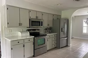 3829 SE 17th St, Ocala, FL 34471 - Photo 4